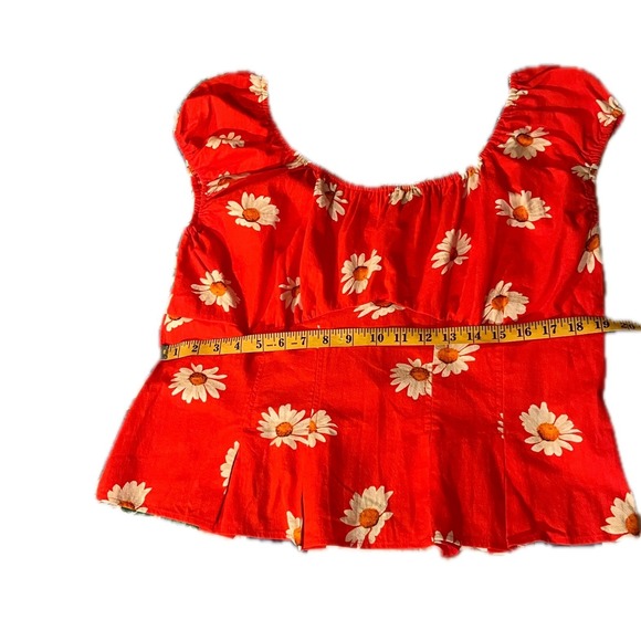 Lisa Says Gah Red Daisy Floral Cotton Peplum Crop Top 2XL NWT - Picture 4 of 8